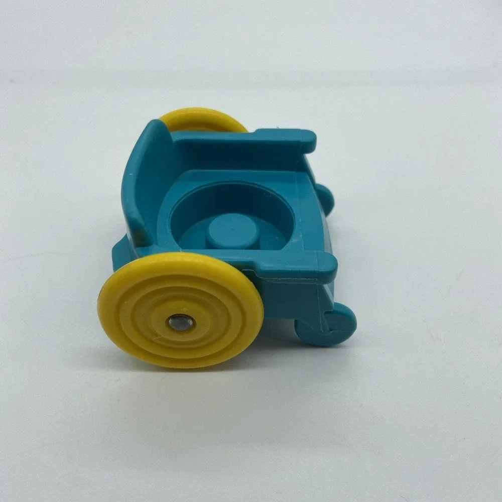 Vintage 1995 Fisher Price‎ Little People Wheelchair Teal Yellow Replacement Toy